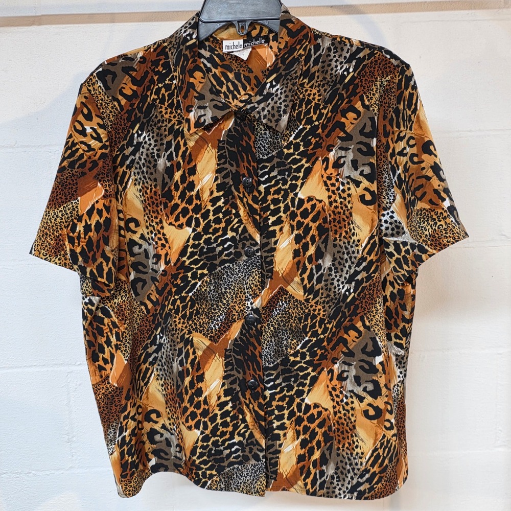 Vintage Michele Michelle Wild Animal Print Short Sleeve Button Down Top Woman 14